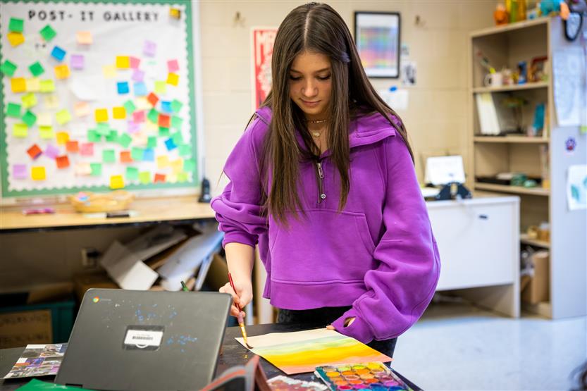 Students in art class